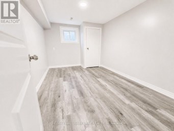 LOWER - 88 B BERNICK DRIVE Barrie (Grove East) Ontario photo 8