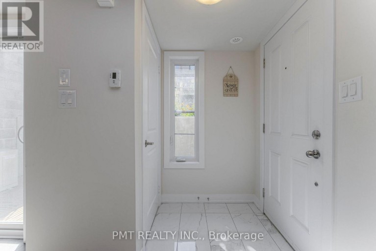 205 - 2355 SHEPPARD AVENUE W, Toronto (Humberlea-Pelmo Park), Ontario, M9M0E7