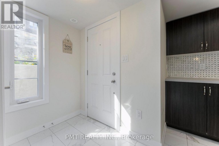 205 - 2355 SHEPPARD AVENUE W, Toronto (Humberlea-Pelmo Park), Ontario, M9M0E7
