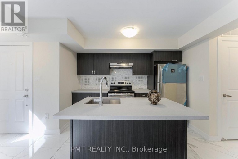 205 - 2355 SHEPPARD AVENUE W, Toronto (Humberlea-Pelmo Park), Ontario, M9M0E7