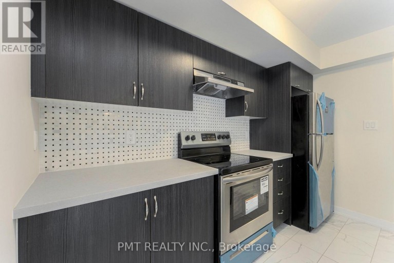 205 - 2355 SHEPPARD AVENUE W, Toronto (Humberlea-Pelmo Park), Ontario, M9M0E7