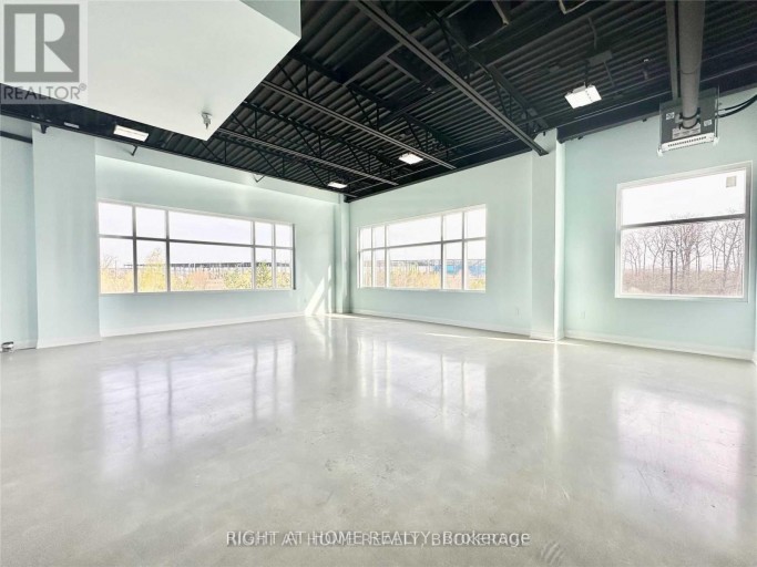 210 - 3485 REBECCA STREET, Oakville (QE Queen Elizabeth), Ontario, L6L6X9