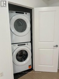 209 - 320 TWEEDSMUIR AVENUE Toronto (Forest Hill South) Ontario photo 8
