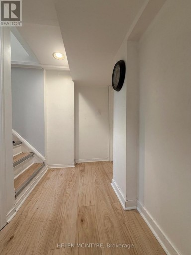 34 DUNNING CRESCENT, Toronto (Alderwood), Ontario, M8W4S8