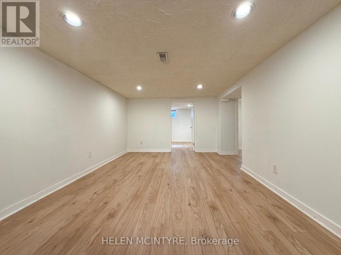 34 DUNNING CRESCENT, Toronto (Alderwood), Ontario, M8W4S8