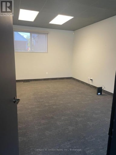 114 SIMCOE STREET, Peterborough (Town Ward 3), Ontario, K9H2H4