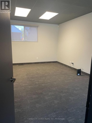 114 SIMCOE STREET, Peterborough (Town Ward 3), Ontario, K9H2H4