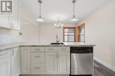 367 BROCK STREET London South (South B) Ontario photo 15