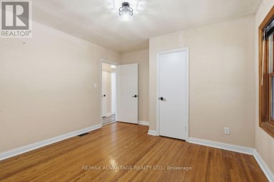 367 BROCK STREET London South (South B) Ontario photo 20