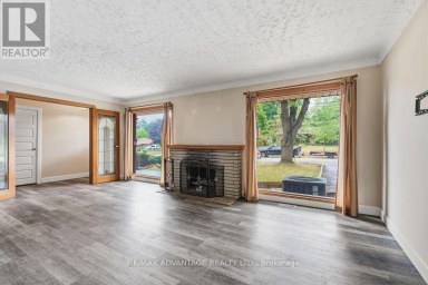 367 BROCK STREET London South (South B) Ontario photo 8