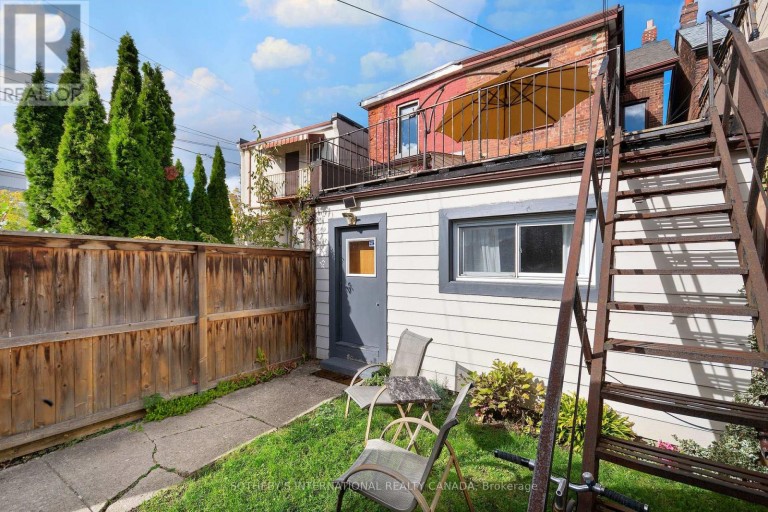 1155 DAVENPORT ROAD, Toronto (Wychwood), Ontario, M6H2G4