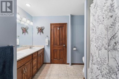 169 ONTARIO STREET Central Huron (Clinton) Ontario photo 32