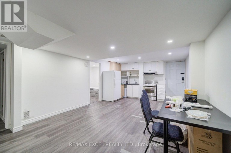 BASEMENT - 13 HEPBURN STREET, Markham (Milliken Mills East), Ontario, L3S3Z6