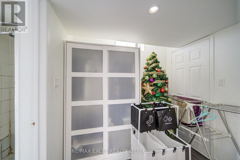 BASEMENT - 13 HEPBURN STREET, Markham (Milliken Mills East), Ontario, L3S3Z6