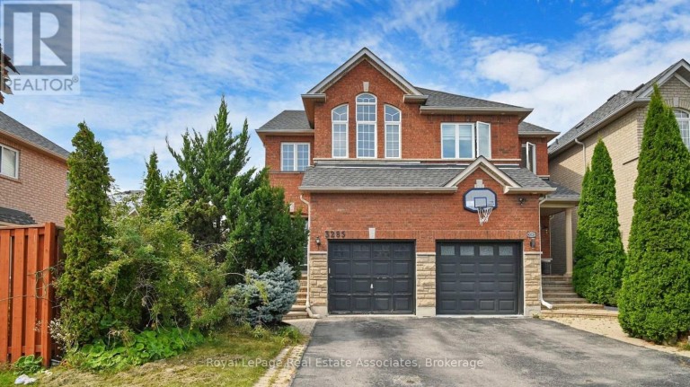 UPPER - 3285 APRICOT STREET, Mississauga (Lisgar), Ontario, L5N8B1