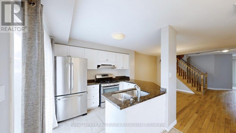 UPPER - 3285 APRICOT STREET, Mississauga (Lisgar), Ontario, L5N8B1
