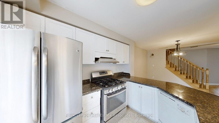 UPPER - 3285 APRICOT STREET, Mississauga (Lisgar), Ontario, L5N8B1