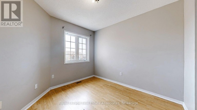 UPPER - 3285 APRICOT STREET, Mississauga (Lisgar), Ontario, L5N8B1