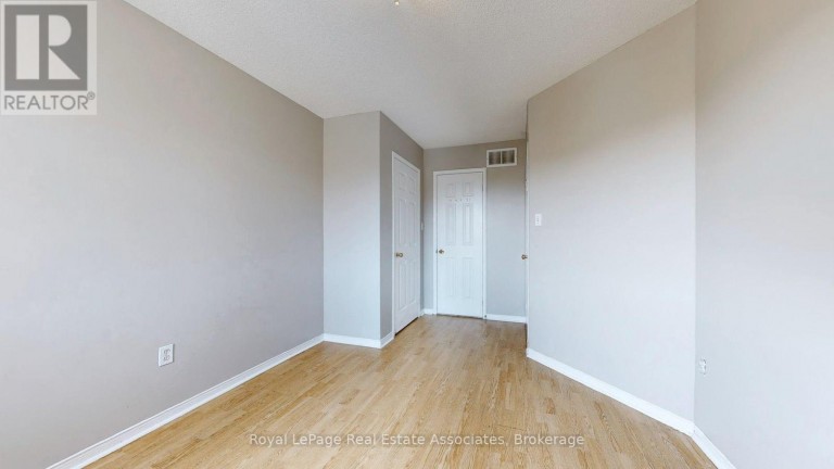 UPPER - 3285 APRICOT STREET, Mississauga (Lisgar), Ontario, L5N8B1
