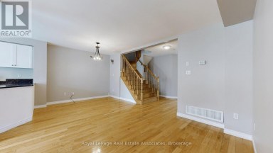 UPPER - 3285 APRICOT STREET Mississauga (Lisgar) Ontario photo 9