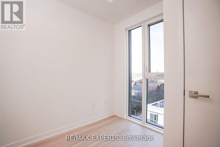 532 - 500 WILSON AVENUE, Toronto (Clanton Park), Ontario, M3H5Y9