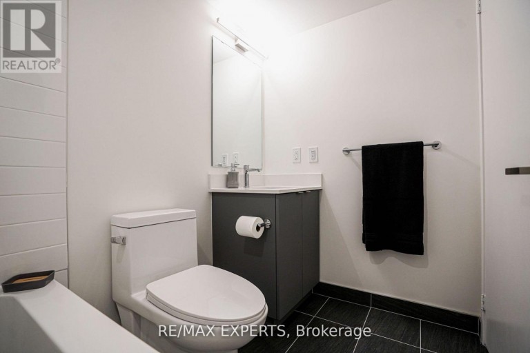 532 - 500 WILSON AVENUE, Toronto (Clanton Park), Ontario, M3H5Y9