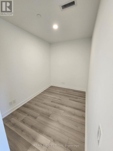 307 - 20 DEANS DRIVE S, Toronto (Clairlea-Birchmount), Ontario, M1L0J7