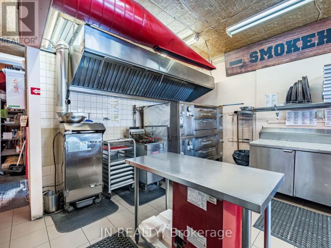289 MAIN STREET W, King (Schomberg), Ontario, L0G1T0