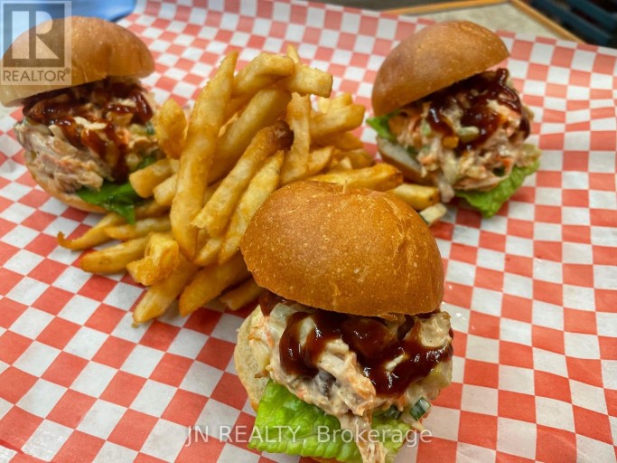 289 MAIN STREET W, King (Schomberg), Ontario, L0G1T0