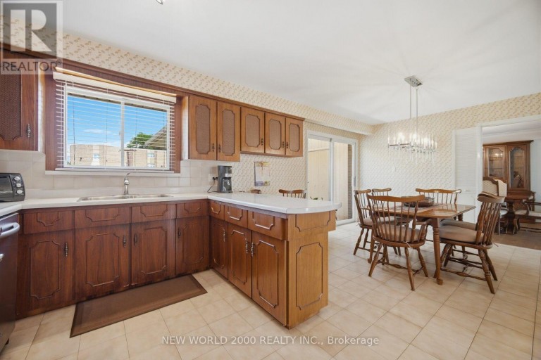 48 CLAIR ROAD, Toronto (Glenfield-Jane Heights), Ontario, M3N1A6