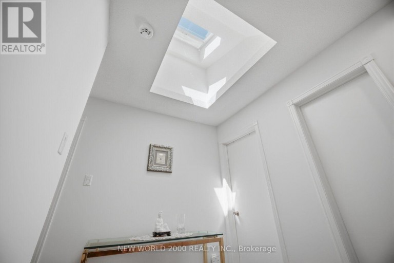48 CLAIR ROAD, Toronto (Glenfield-Jane Heights), Ontario, M3N1A6