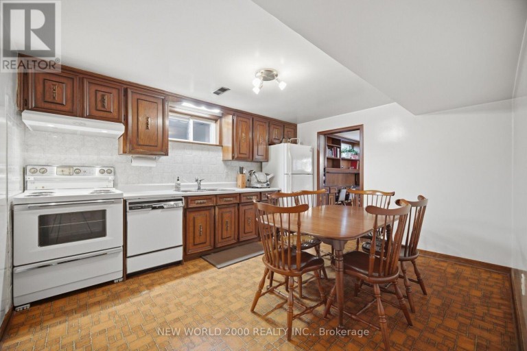 48 CLAIR ROAD, Toronto (Glenfield-Jane Heights), Ontario, M3N1A6