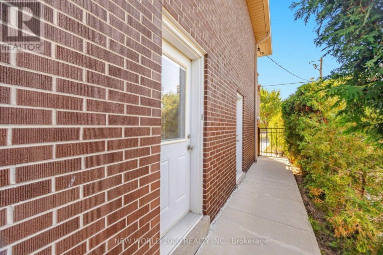 48 CLAIR ROAD, Toronto (Glenfield-Jane Heights), Ontario, M3N1A6
