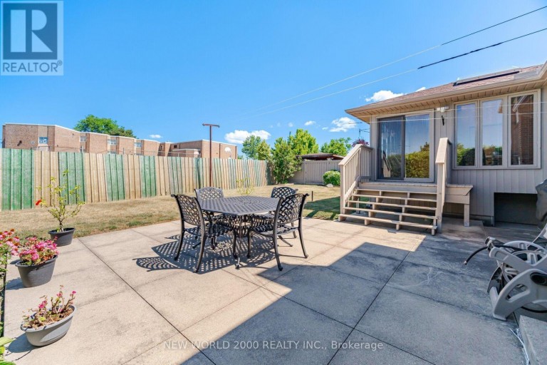 48 CLAIR ROAD, Toronto (Glenfield-Jane Heights), Ontario, M3N1A6