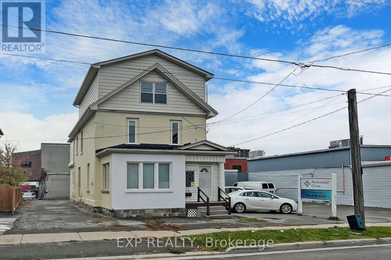 15 COLBORNE STREET E, Oshawa (O'Neill), Ontario, L1G1M1