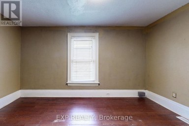 15 COLBORNE STREET E Oshawa (O'Neill) Ontario photo 19