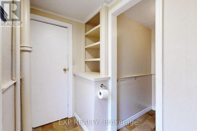 15 COLBORNE STREET E Oshawa (O'Neill) Ontario photo 22