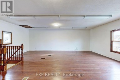 15 COLBORNE STREET E Oshawa (O'Neill) Ontario photo 31