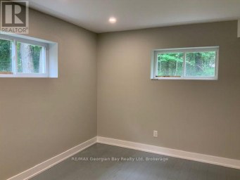 5 OAKWOOD AVENUE N Tiny Ontario photo 14