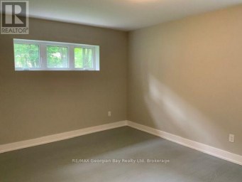 5 OAKWOOD AVENUE N Tiny Ontario photo 18