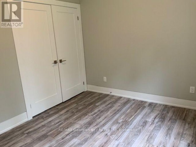 5 OAKWOOD AVENUE N, Tiny, Ontario, L9M0J2