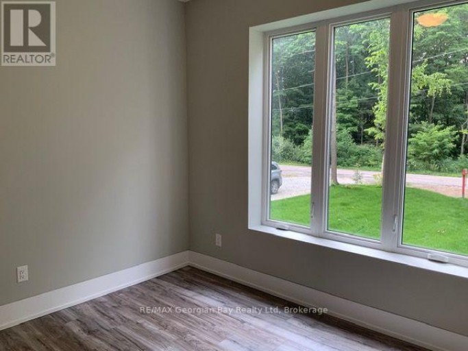 5 OAKWOOD AVENUE N, Tiny, Ontario, L9M0J2