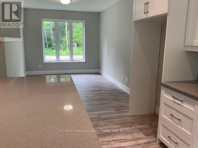 5 OAKWOOD AVENUE N, Tiny, Ontario, L9M0J2