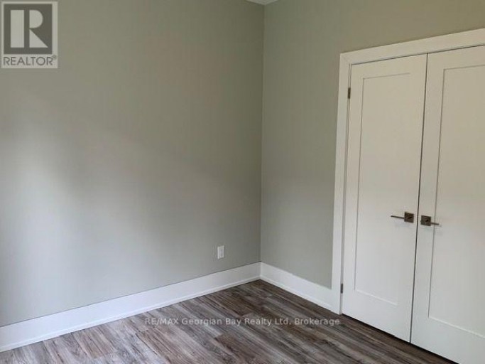 5 OAKWOOD AVENUE N, Tiny, Ontario, L9M0J2