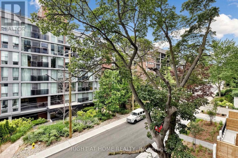 521 - 91 MONTCLAIR AVENUE, Toronto (Forest Hill South), Ontario, M5P0B1