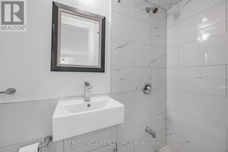 C - 90 GALT AVENUE, Toronto (South Riverdale), Ontario, M4M2Z3