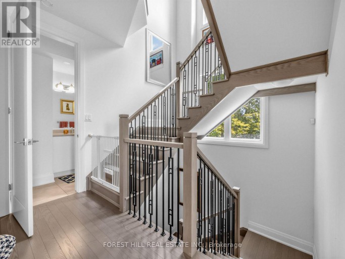 2996 WESTON ROAD, Toronto (Humberlea-Pelmo Park), Ontario, M9M2S7