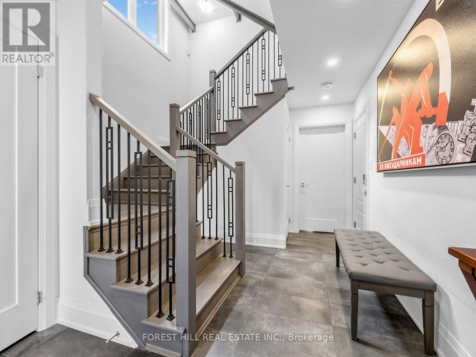 2996 WESTON ROAD, Toronto (Humberlea-Pelmo Park), Ontario, M9M2S7