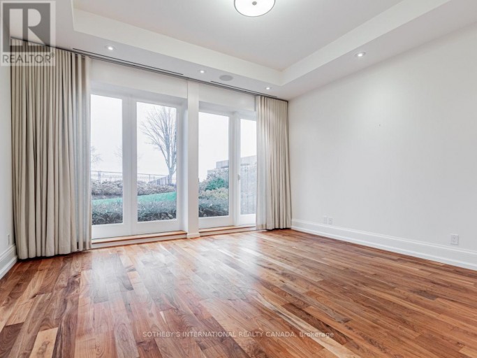 28 - 10 MAPLE GROVE ROAD, Oakville (MO Morrison), Ontario, L6J0E1