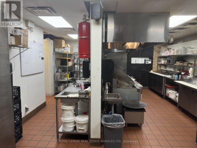 2&3 - 204 SILVERCREEK PARKWAY N, Guelph (Junction/Onward Willow), Ontario, N1H7P7